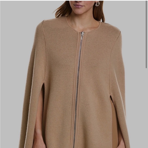 IN CASHMERE REVERSIBLE CAPE IN OLIVE AND CAMEL SIZE SMALL/MEDIUM - Picture 2 of 8